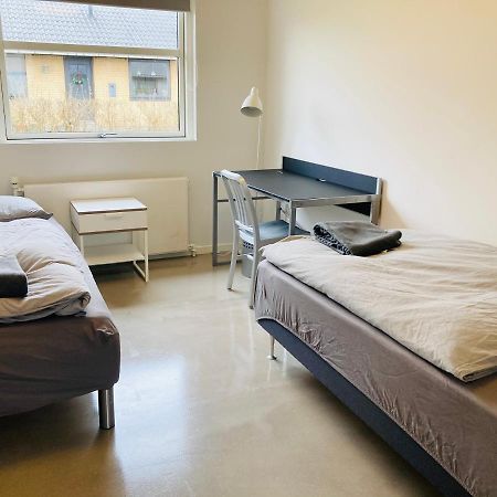 Villa Med Private Vaerelser Delt Badevaerelse/Kokken, Viby Sj. Eksteriør bilde